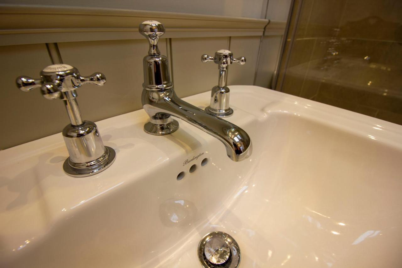 The Potting Shed, 5* Luxury Escape Cirencester Exterior photo
