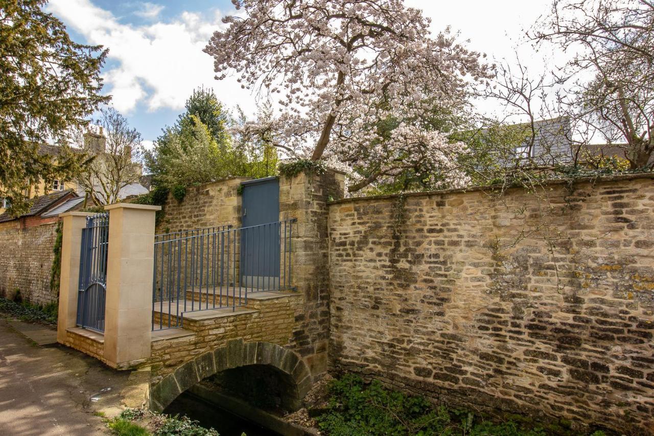 The Potting Shed, 5* Luxury Escape Cirencester Exterior photo