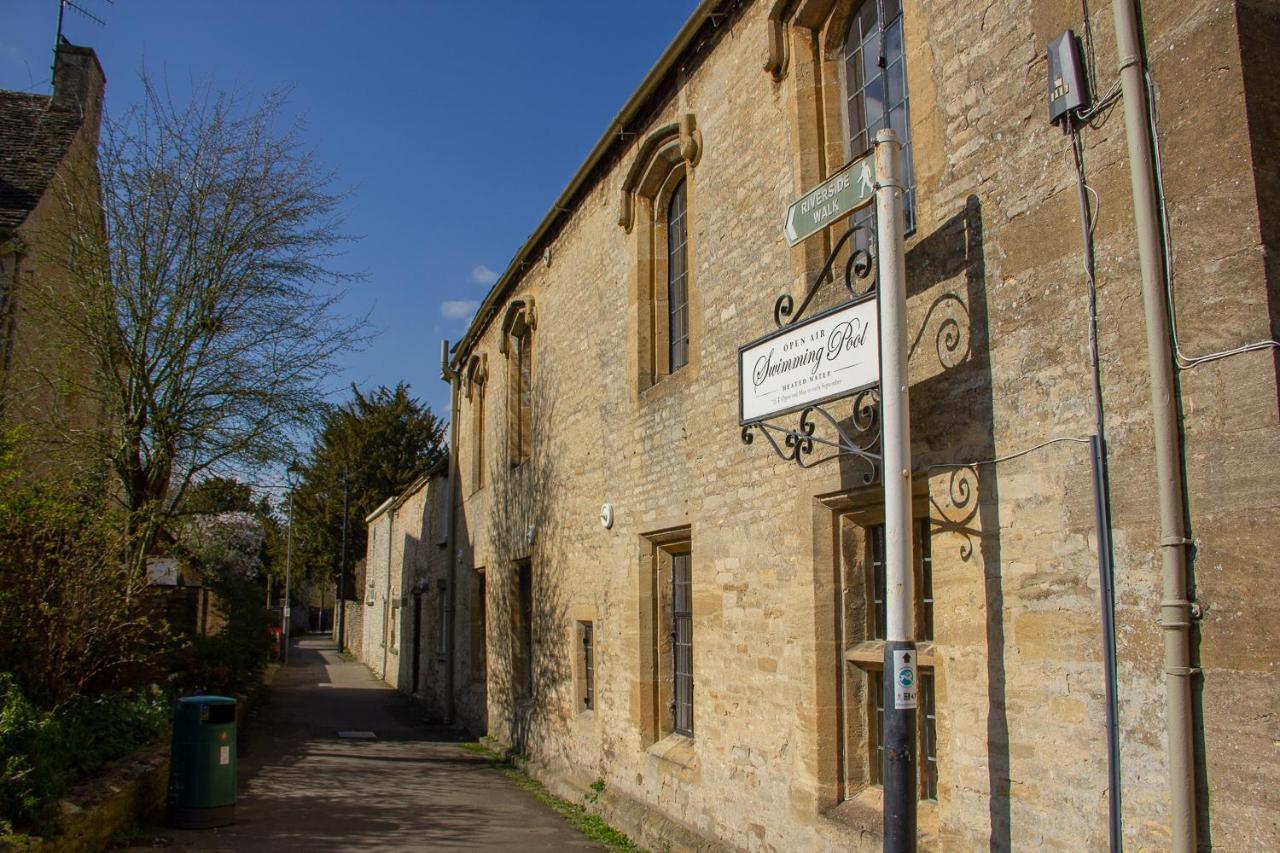 The Potting Shed, 5* Luxury Escape Cirencester Exterior photo