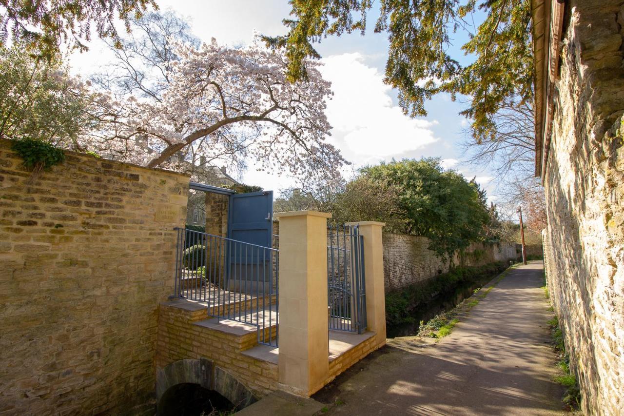 The Potting Shed, 5* Luxury Escape Cirencester Exterior photo